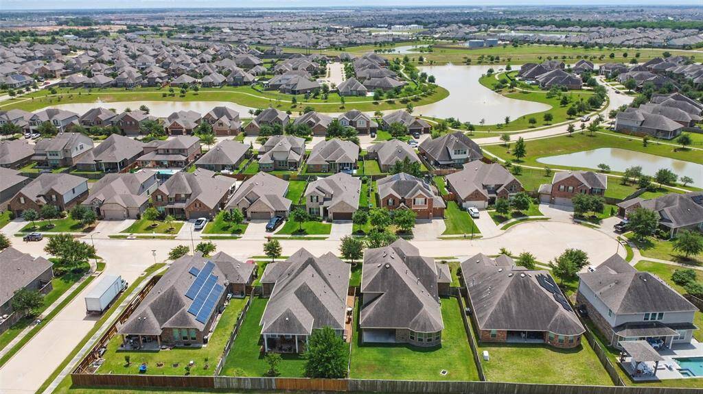 No back neighbors. Utility easement behind is underground and will never be built on.