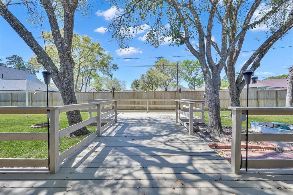 Uncovered patio area