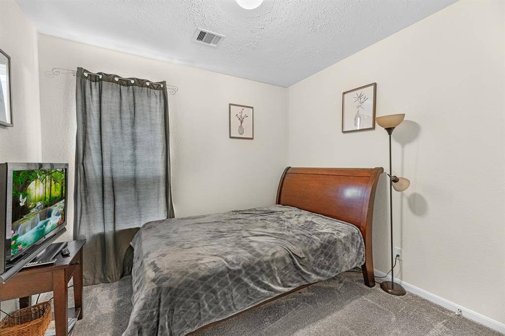 Secondary bedroom number three.