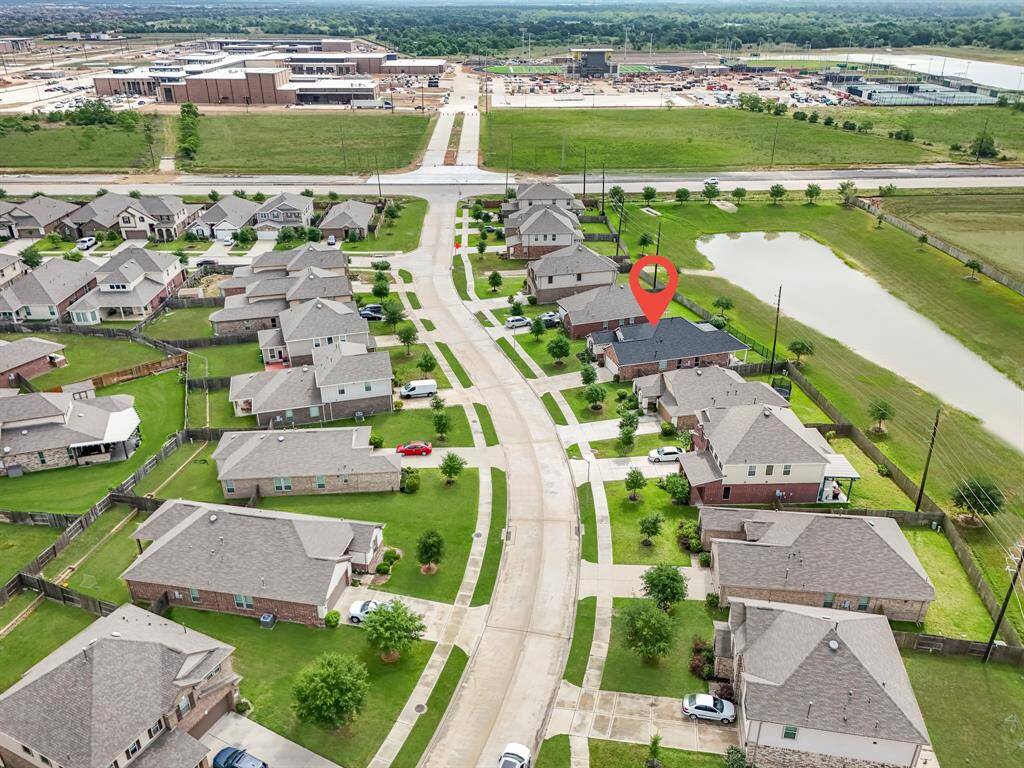 Schedule your appointment today, make an offer before it's too late, and call 25127 Farmdale your new home!