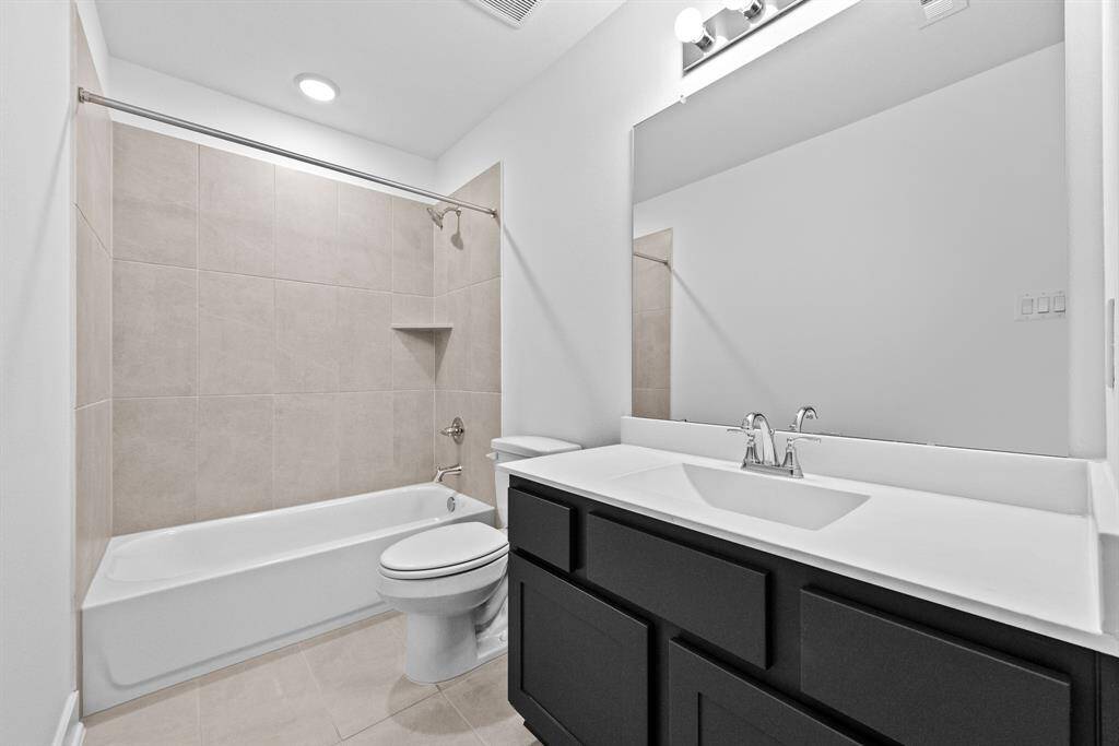 Representative photo. Home under construction. Design selections and colors may vary.