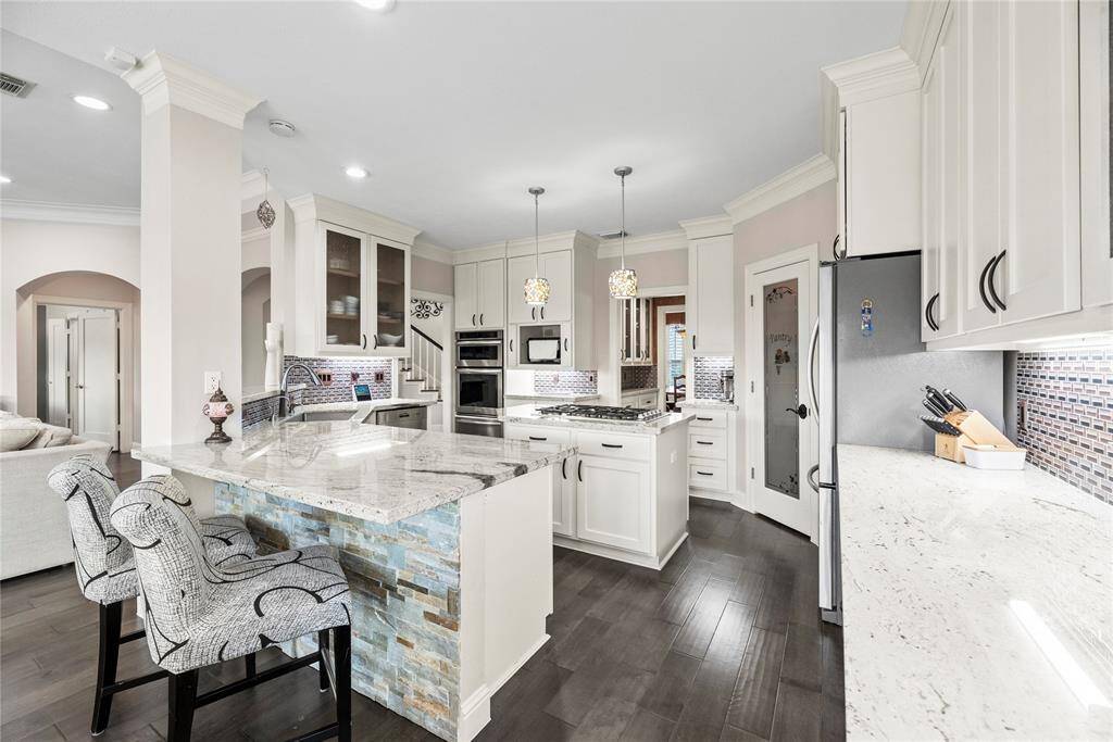 Do not be intimidated by the size of the kitchen, it is absolutely practical with tons of sophistication and luxury engraved at every corner!