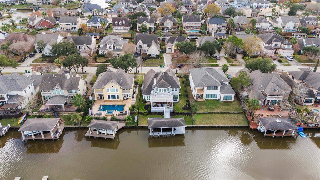 Another aerial view of your home and community.