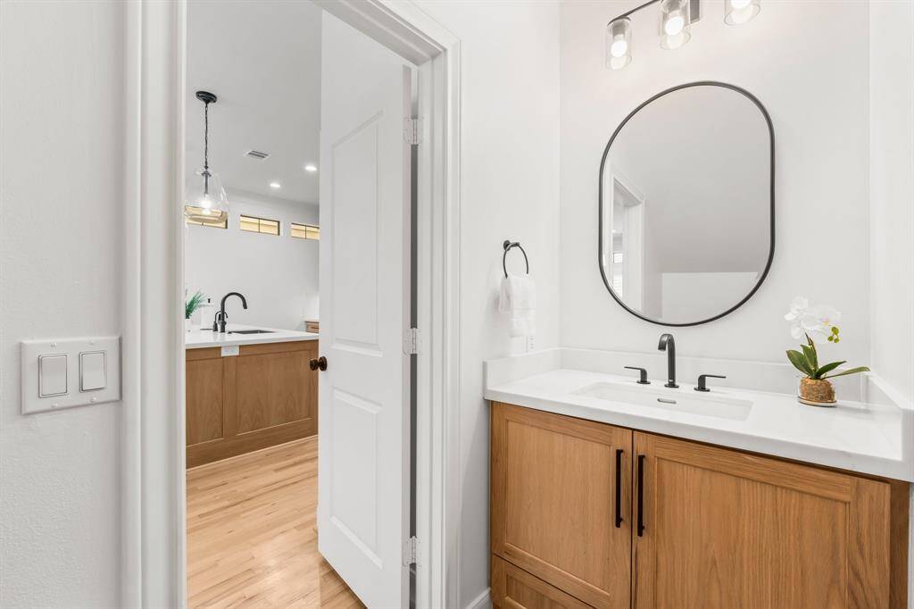 Sleek powder bathroom