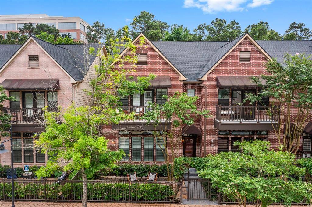 This one is a MUST SEE! Schedule your private showing today!