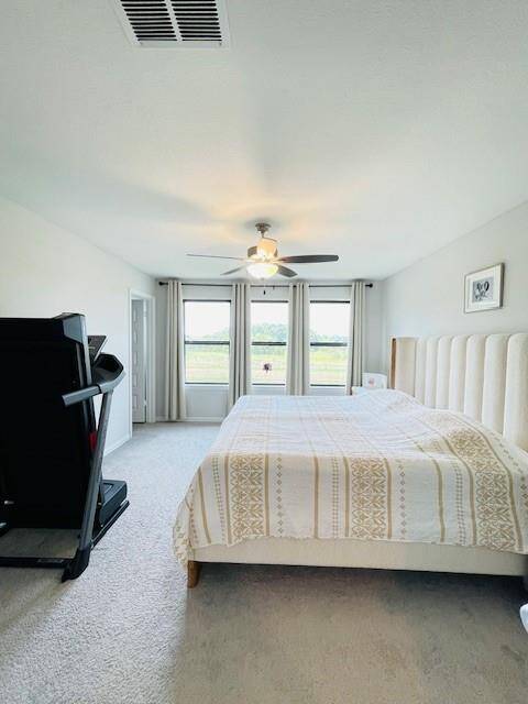 Wake up at your primary bedroom with a such a wow view !