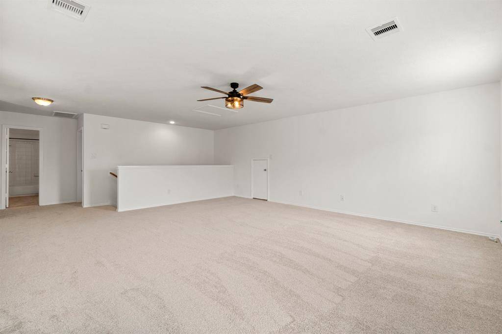 Game room. 2nd floor