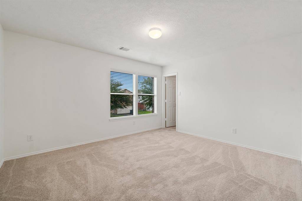 Secondary bedroom 2. 2nd floor