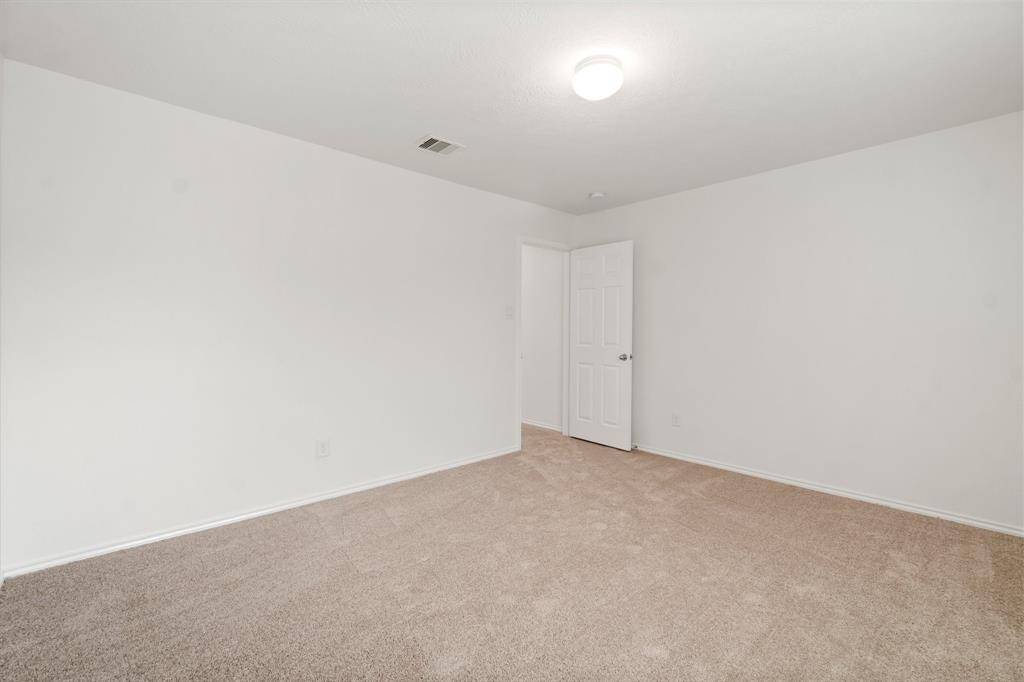 Secondary bedroom 3. 2nd floor