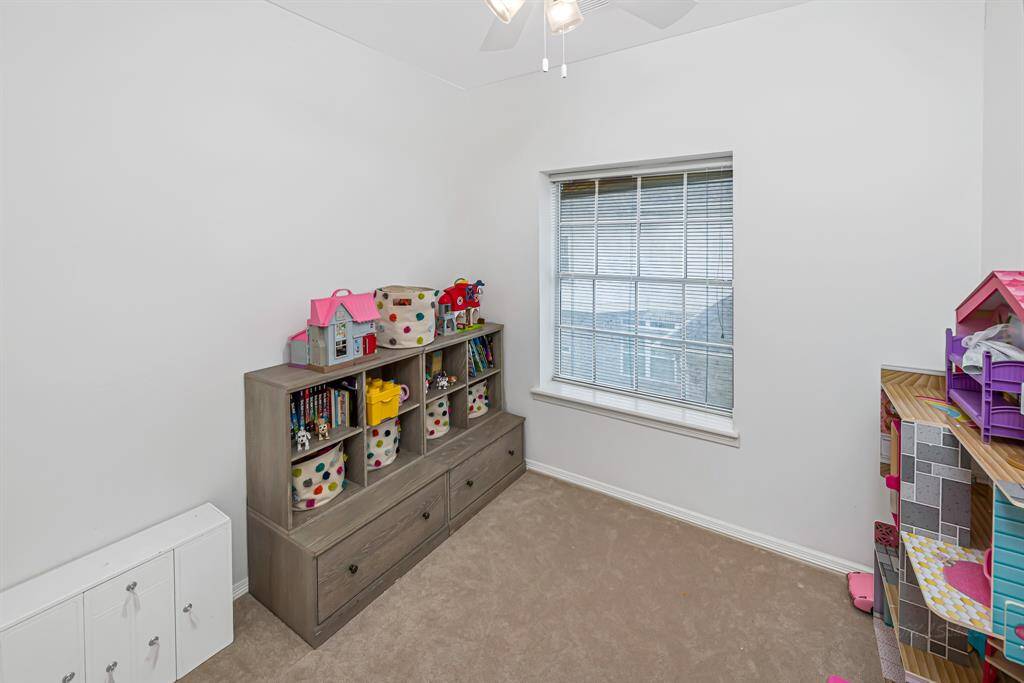 A small room off the gameroom has so many possibilities