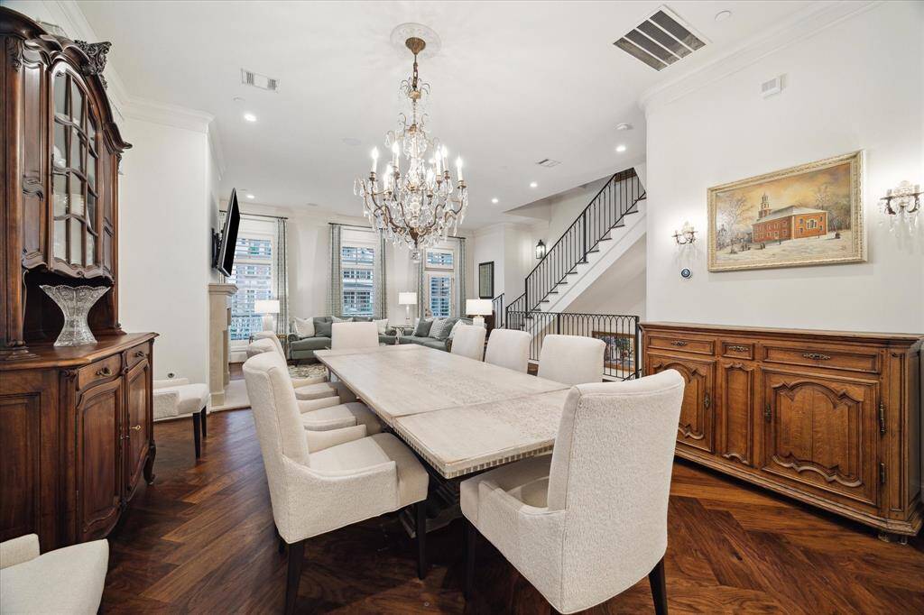 Spacious formal dining room is perfect for hosting elegant dinners and creating memorable experiences with family and friends. With ample room for a large dining table, you can comfortably accommodate guests while ensuring the space feels open and inviting.