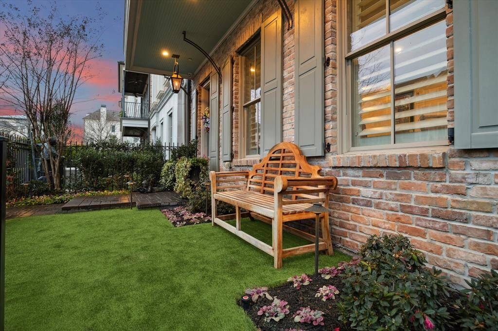 Another view of garden.