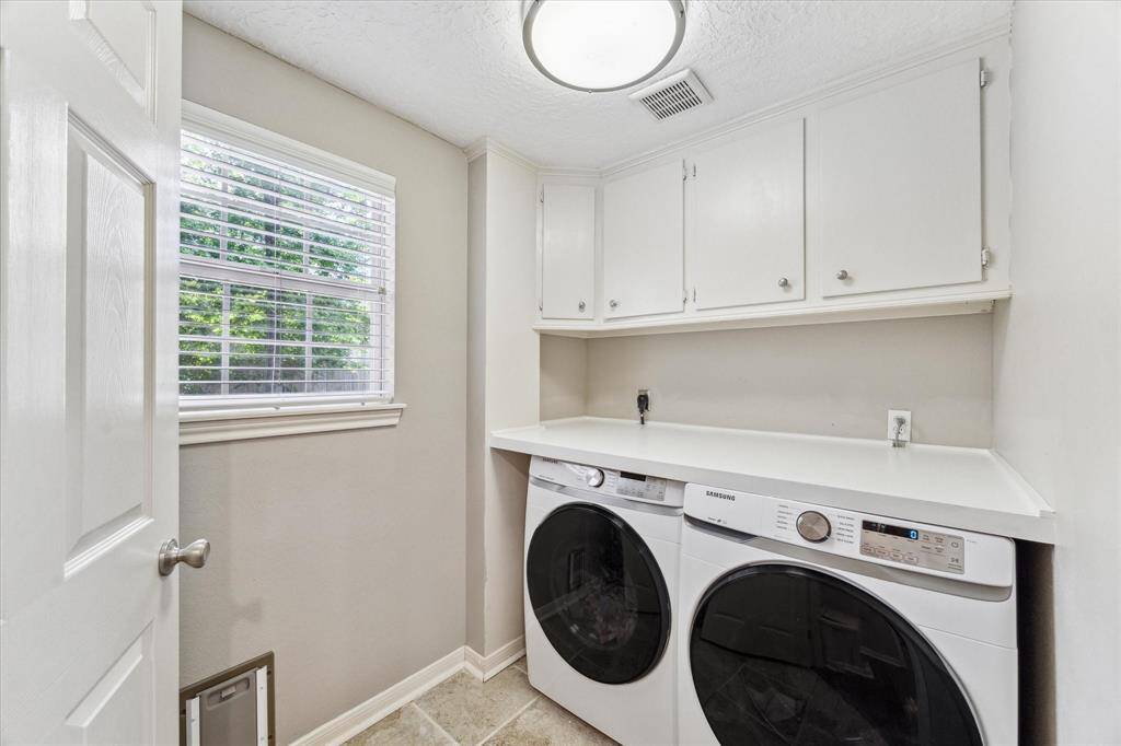 Separate laundry room - just outside of this room is a mud room area