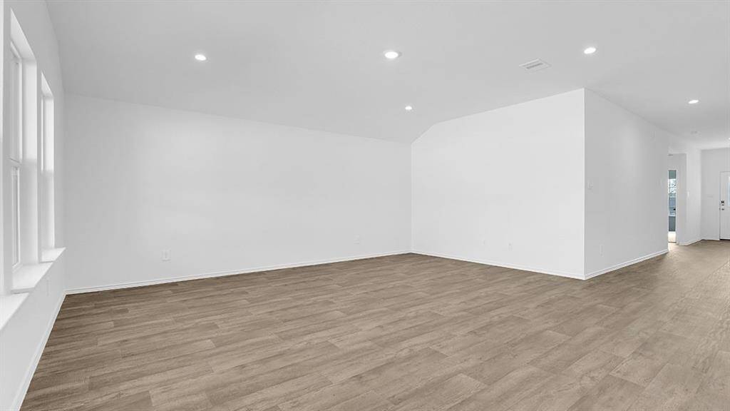 *Images and 3D tour are for illustration only and options may vary from home as built.