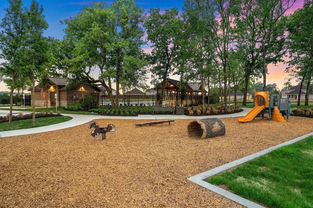 With plenty of room for pets, playsets, or even a garden, this backyard offers endless possibilities for outdoor living and entertaining.