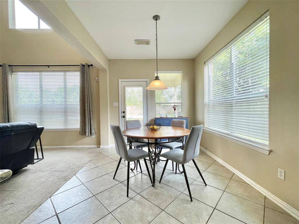 Breakfast Room overlooks covered patio