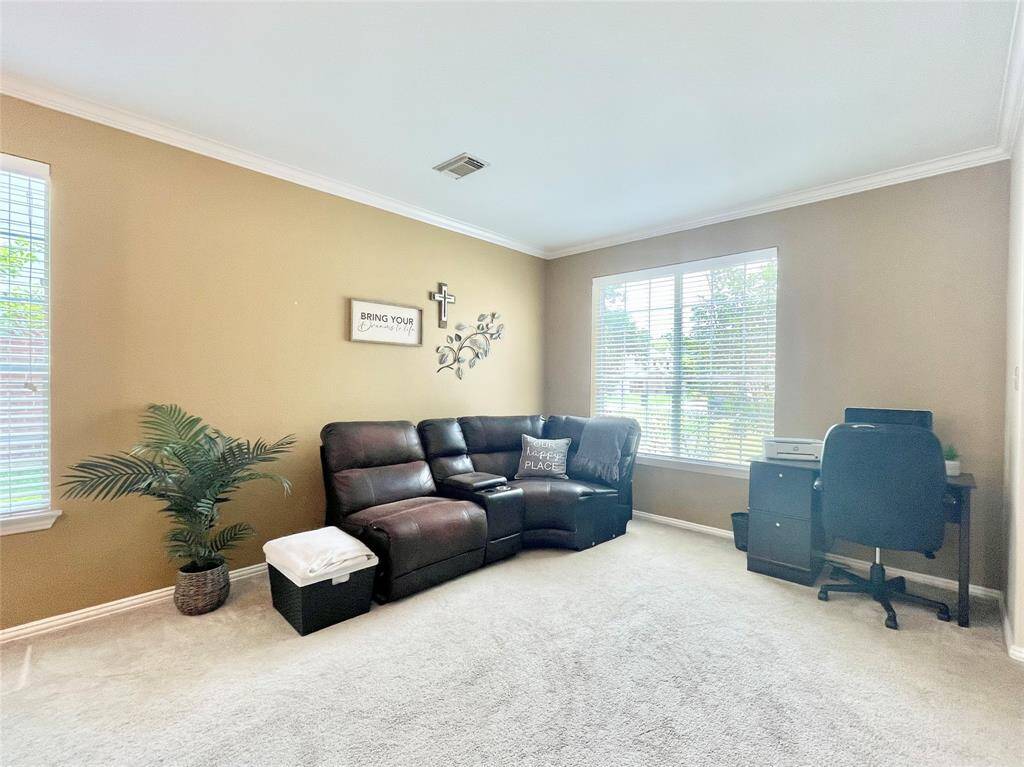 3 More Bedrooms & Gameroom upstairs