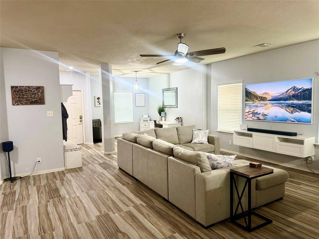 Open Living Area