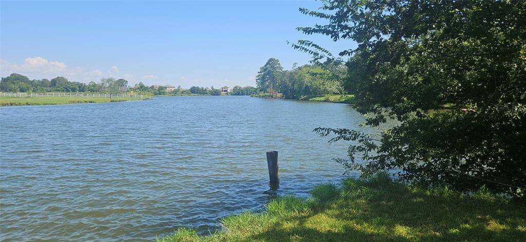 View of the Bayou facing east...this way is your access to Galveston bay.