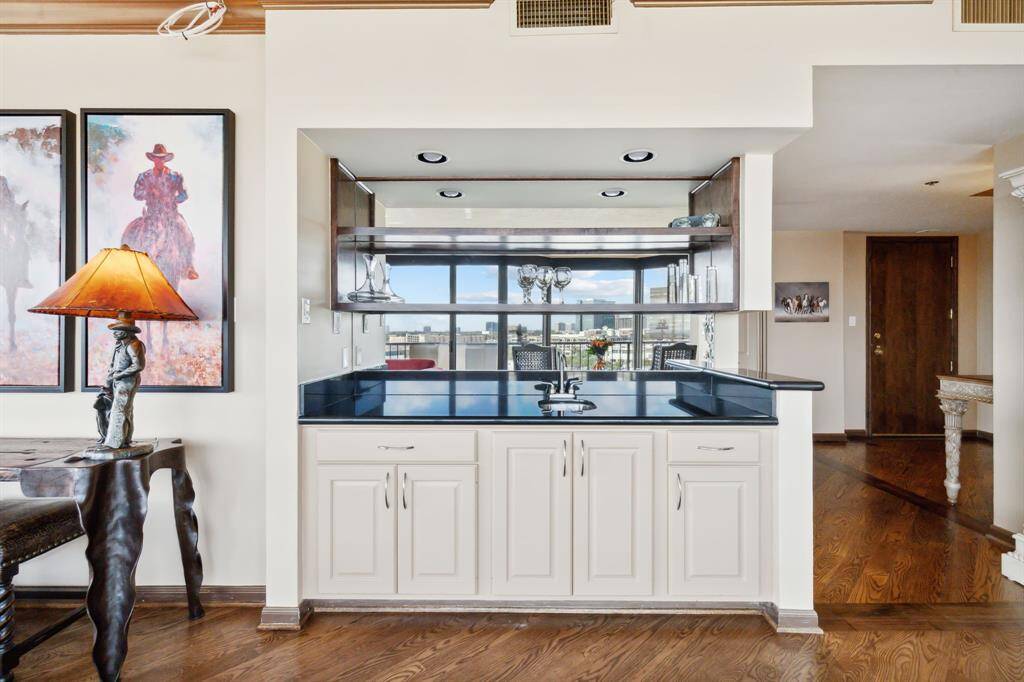 Beautiful bar area to showcase your adult beverages and trinkets.
