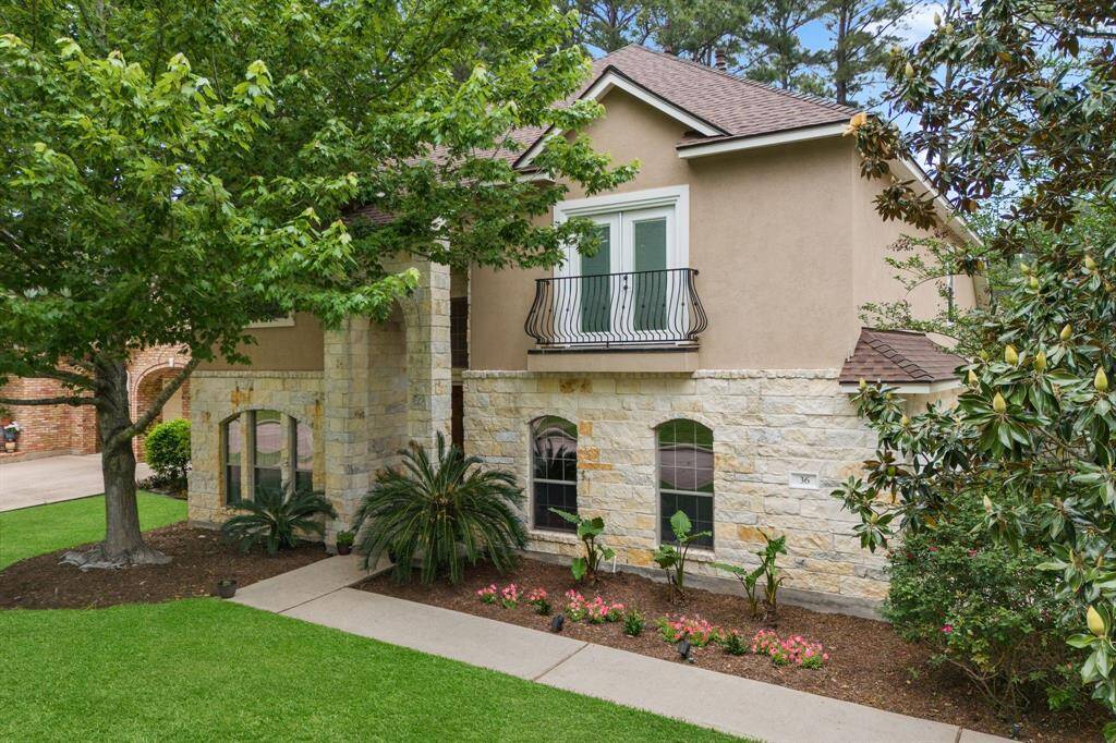 Front of home, elevated view