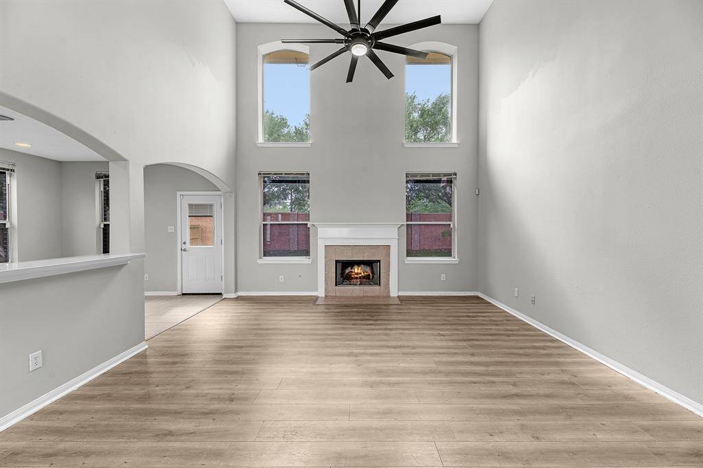 Living room - new fan!