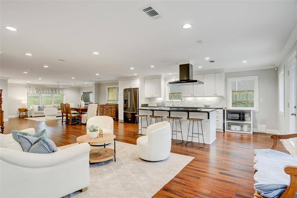 Bamboo flooring throughout!  Bamboo floors are eco-friendly/sustainable, durable and easy to maintain.