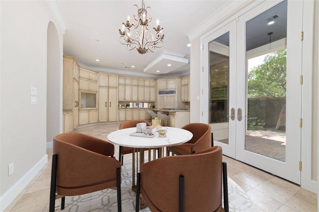 Breakfast room virtually staged.