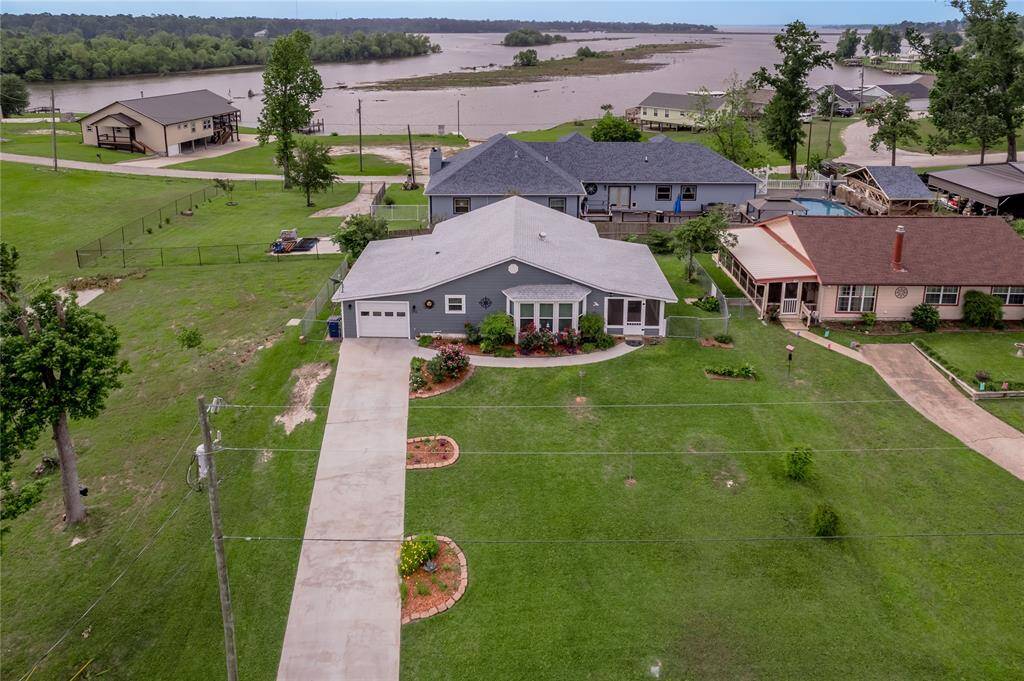 Arial view shows lake views front and back!
