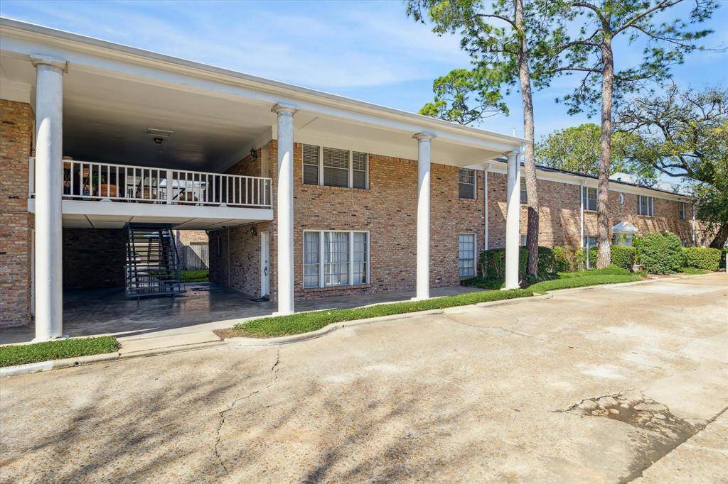 Welcome to 4040 San Felipe #246 on 2nd floor