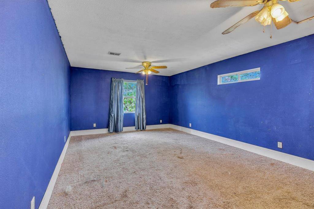 Upstairs Bedroom 5