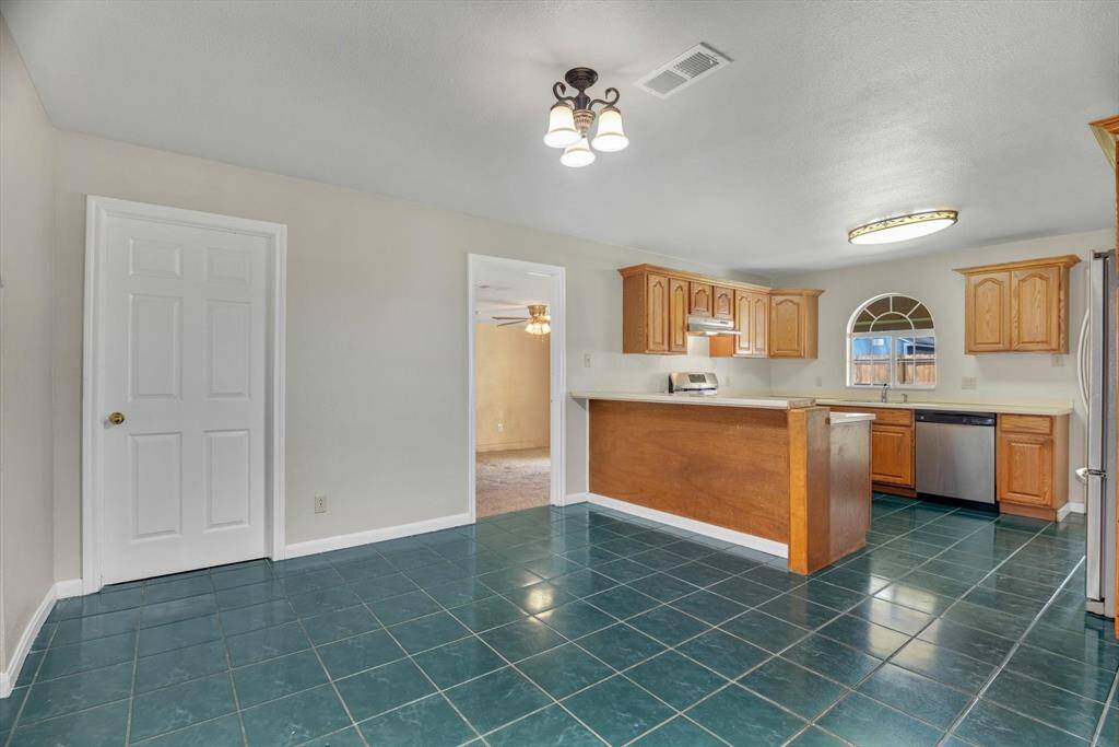Breakfast Room