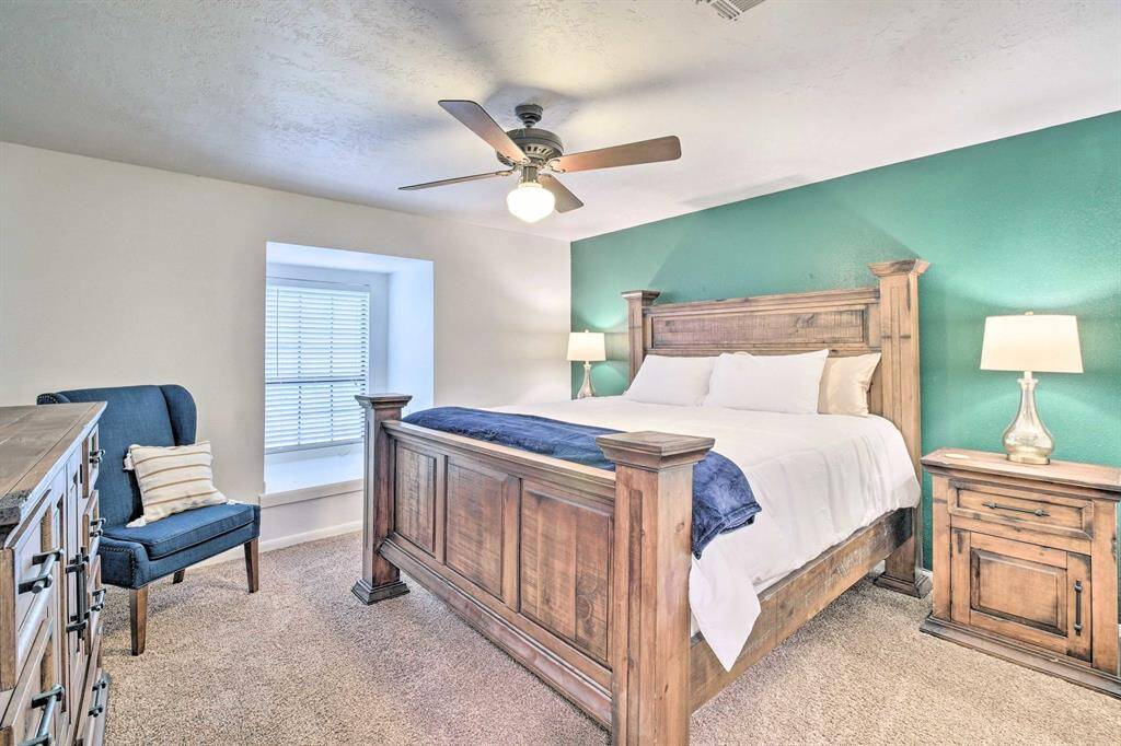 Upstairs bedroom
