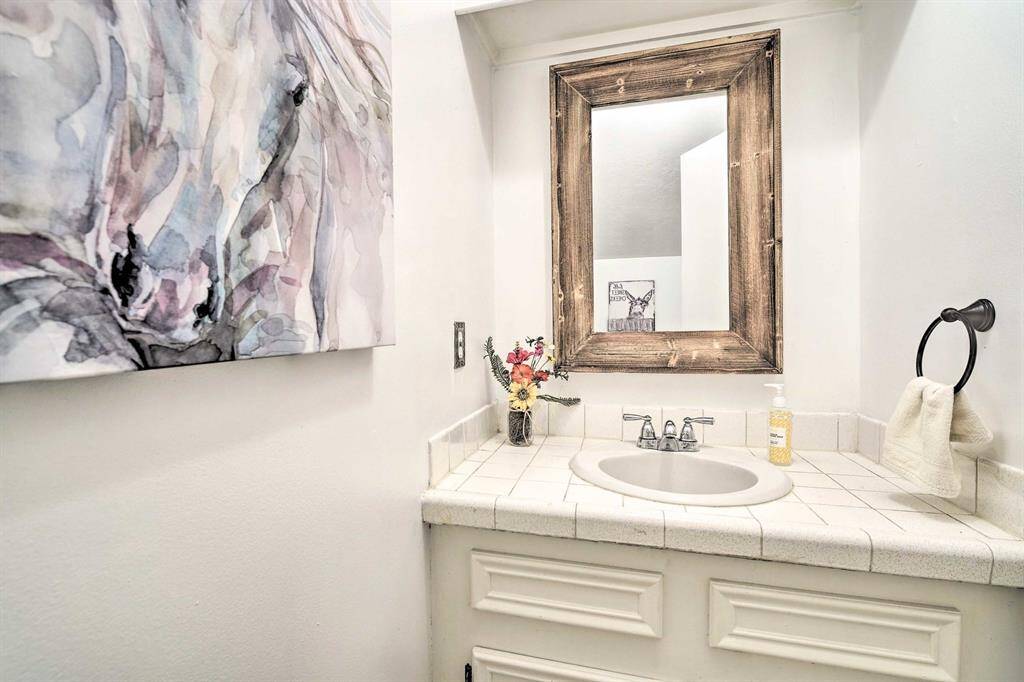 Half bathroom downstairs