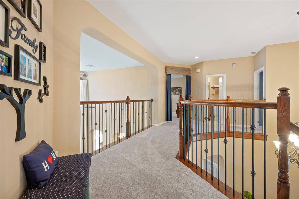 Split layout for guest quarters upstairs