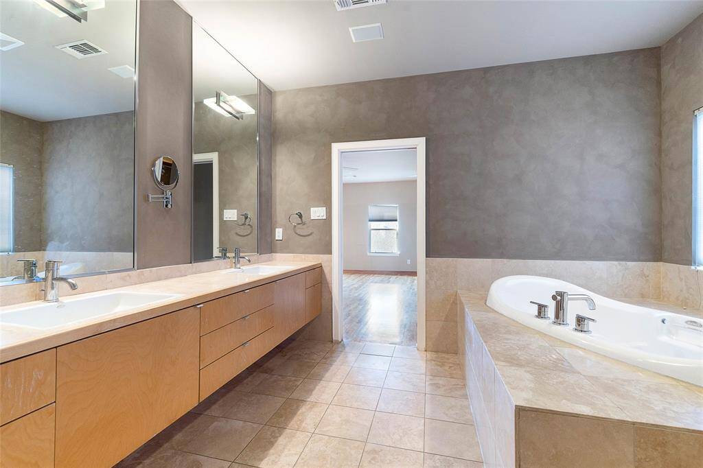 Another view of primary bath