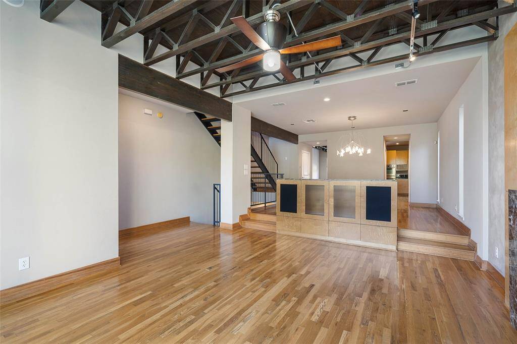 Alternate view of living to dining