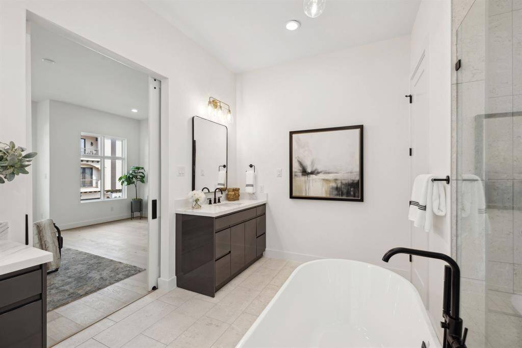 Beautiful custom dual vanities.