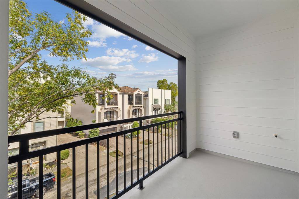 Third floor patio equipped with gas line.