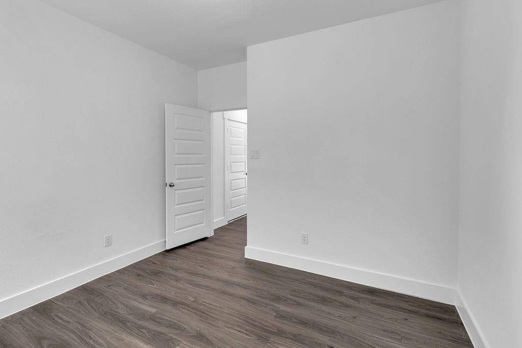 The spacious layout allows for fun play areas, whether it’s for building an epic fort or setting up a mini art studio.