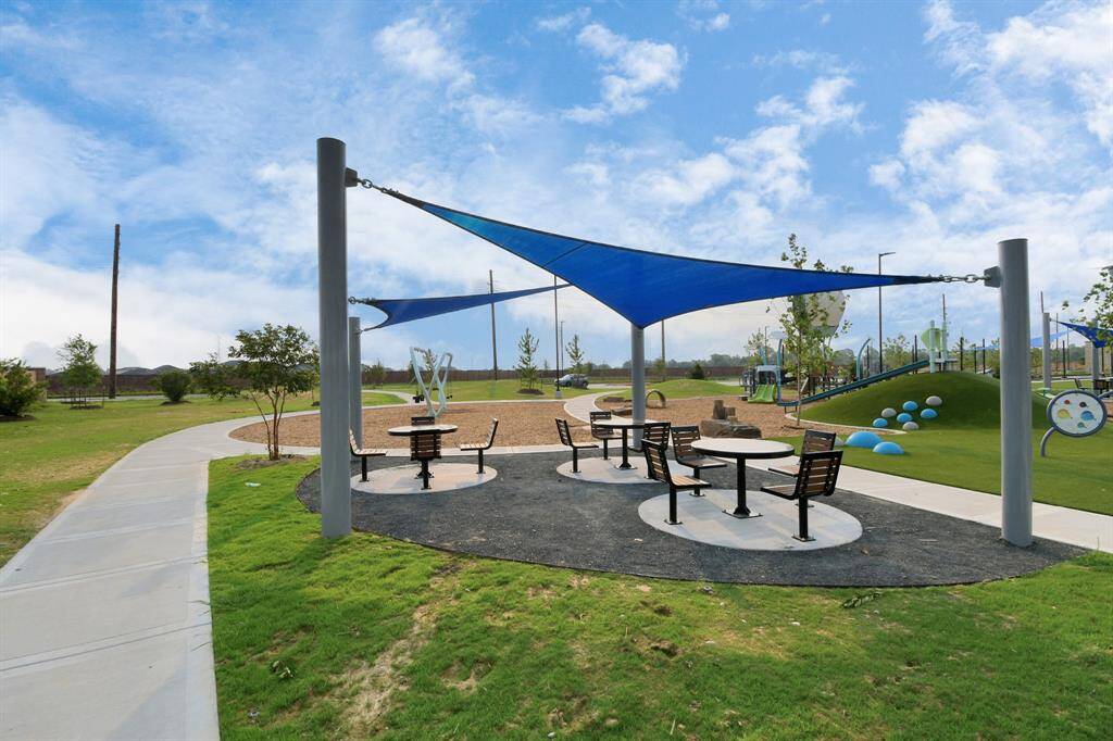 Shaded Picnic Area