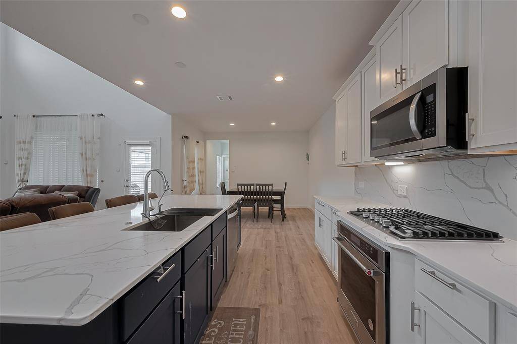 ANOTHER VIEW OF KITCHEN