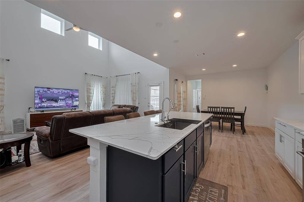 ANOTHER VIEW OF KITCHEN