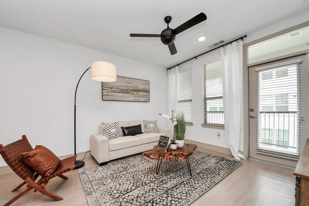 Photos displayed may be of similar apartments or floor plans featuring the same finishes.