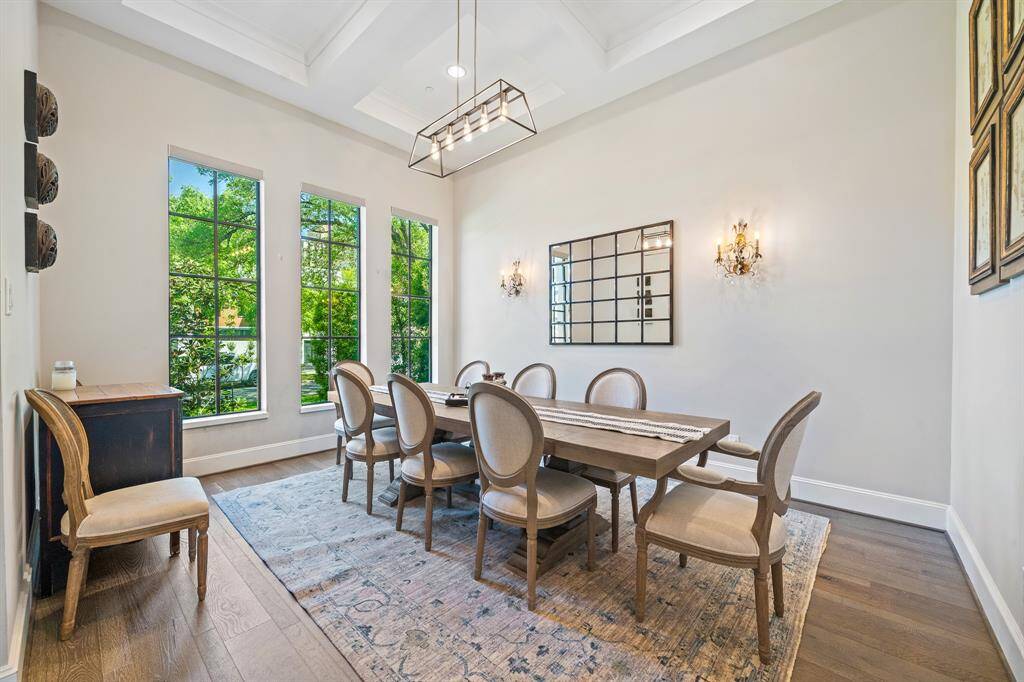 Beautiful dining room is perfect for entertaining guests, or for intimate familydinners.