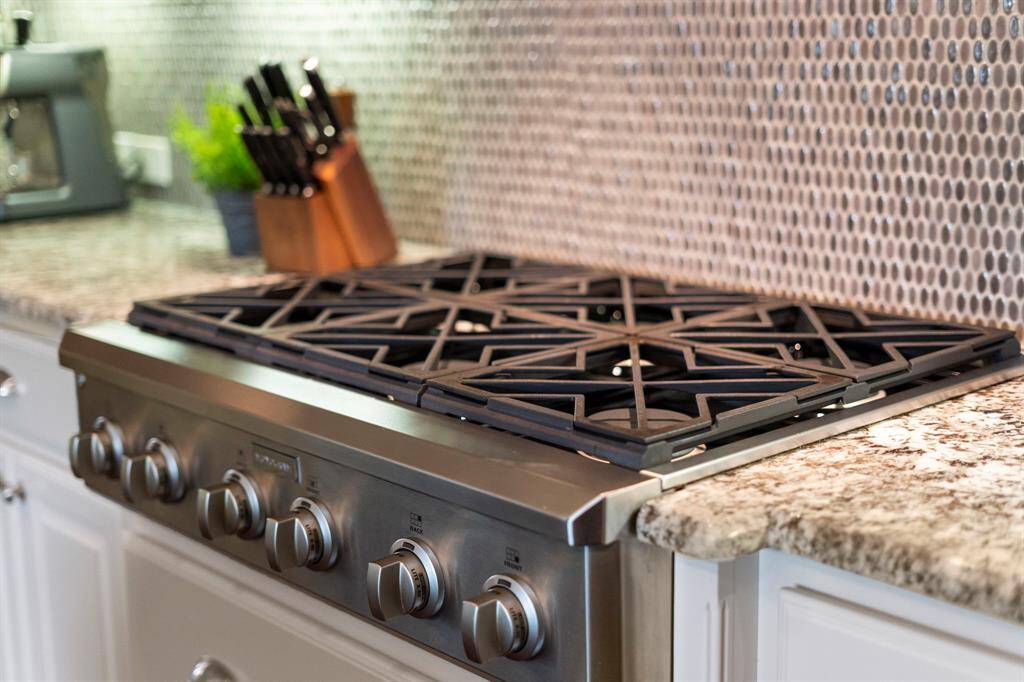 6-burner gas cooktop