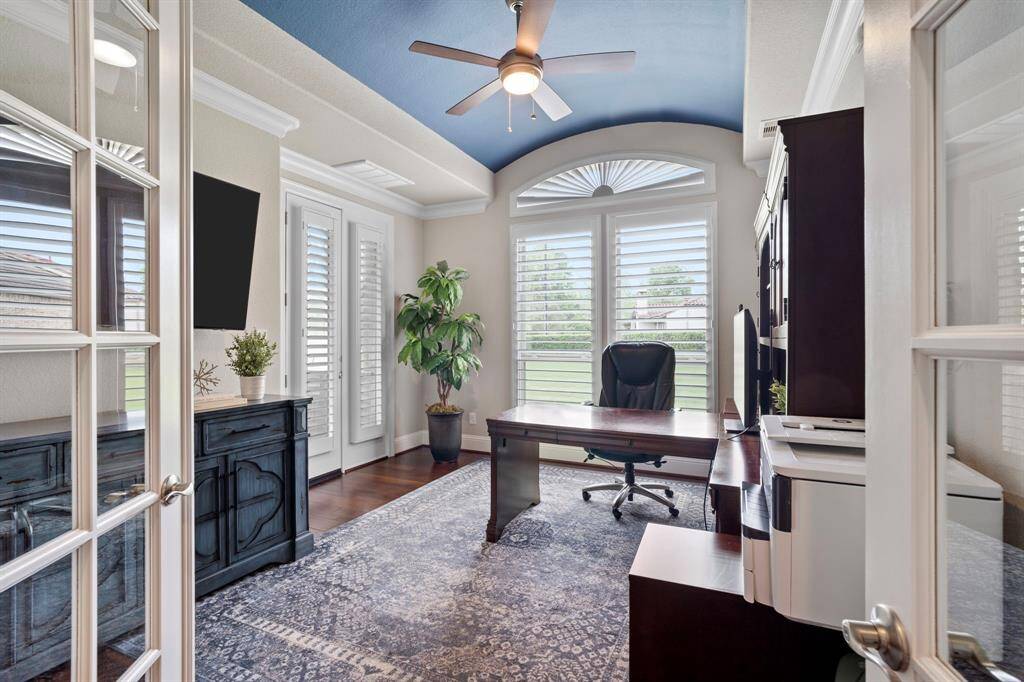Dedicated office with direct access to back patio