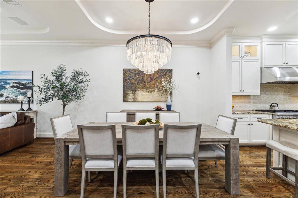 Another view of this elegant and airy dining room.