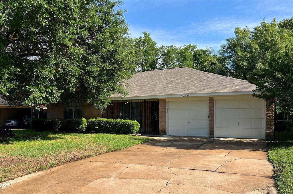5246 Tavenor Lane