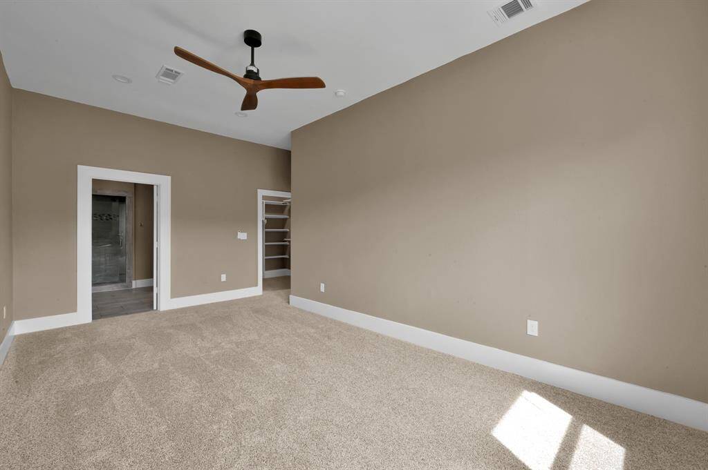 3rd floor bedroom.